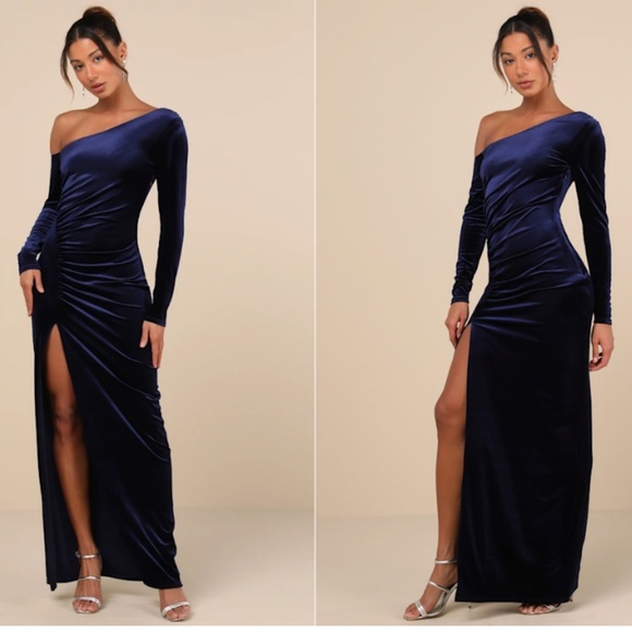 LULU's Sexy Prom Wedding Sexy Romantic Regal Elegant Blue Velvet Maxi Dress - Picture 3 of 5